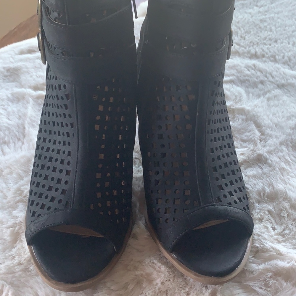 Brash heels